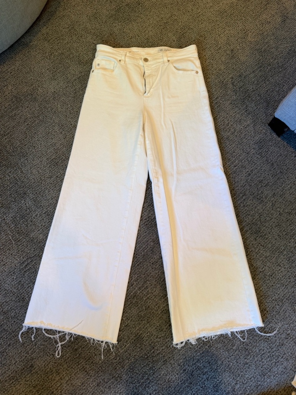 AG Saige Wide Leg Crop Jean